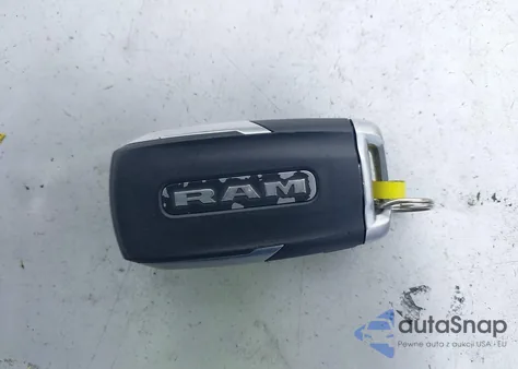 2021 Ram 1500 Big Horn 4X2 5'7 Box from USA, damaged, VIN 1C6RREFGXMN544827